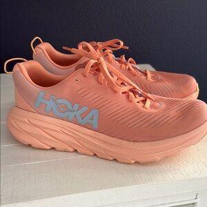 Hoka Orange Shell Coral Athletic Shoes with Cushioned Midsole